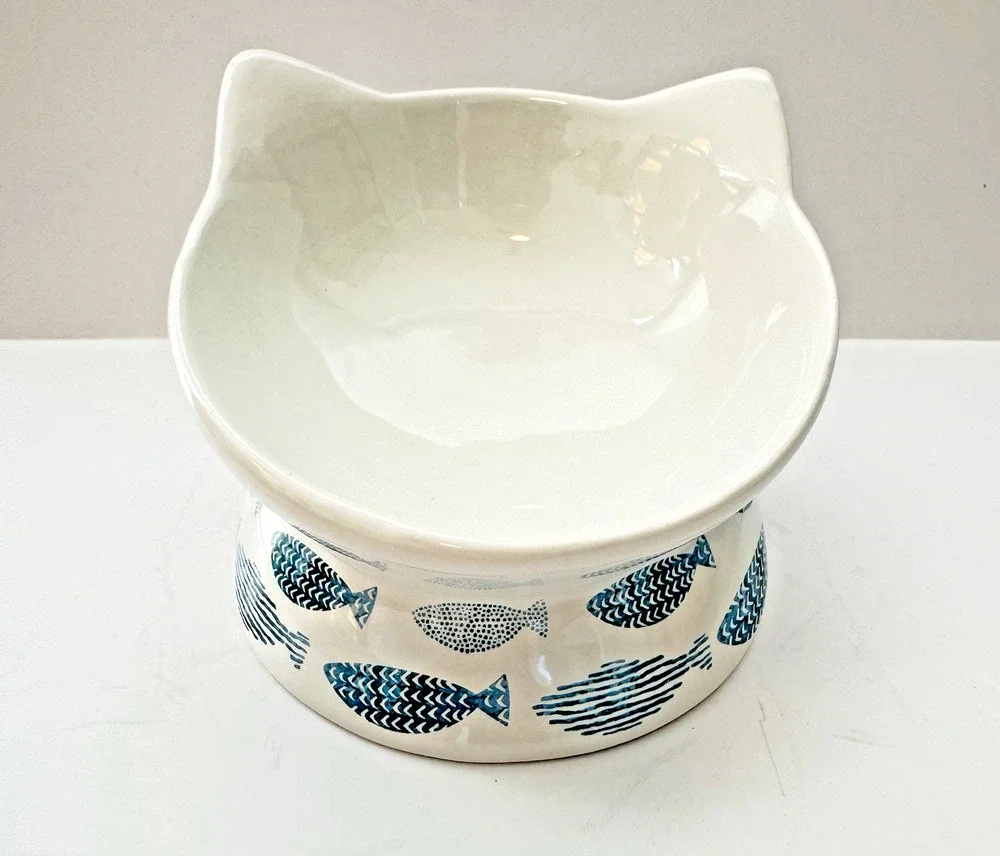 NWT Park Life Designs Raised Oscar Tilt Cat Bowl White Blue Fish 12oz
